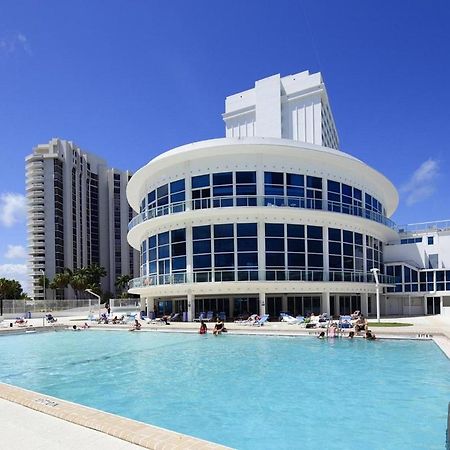New Point Miami Beach Apartments Exterior photo